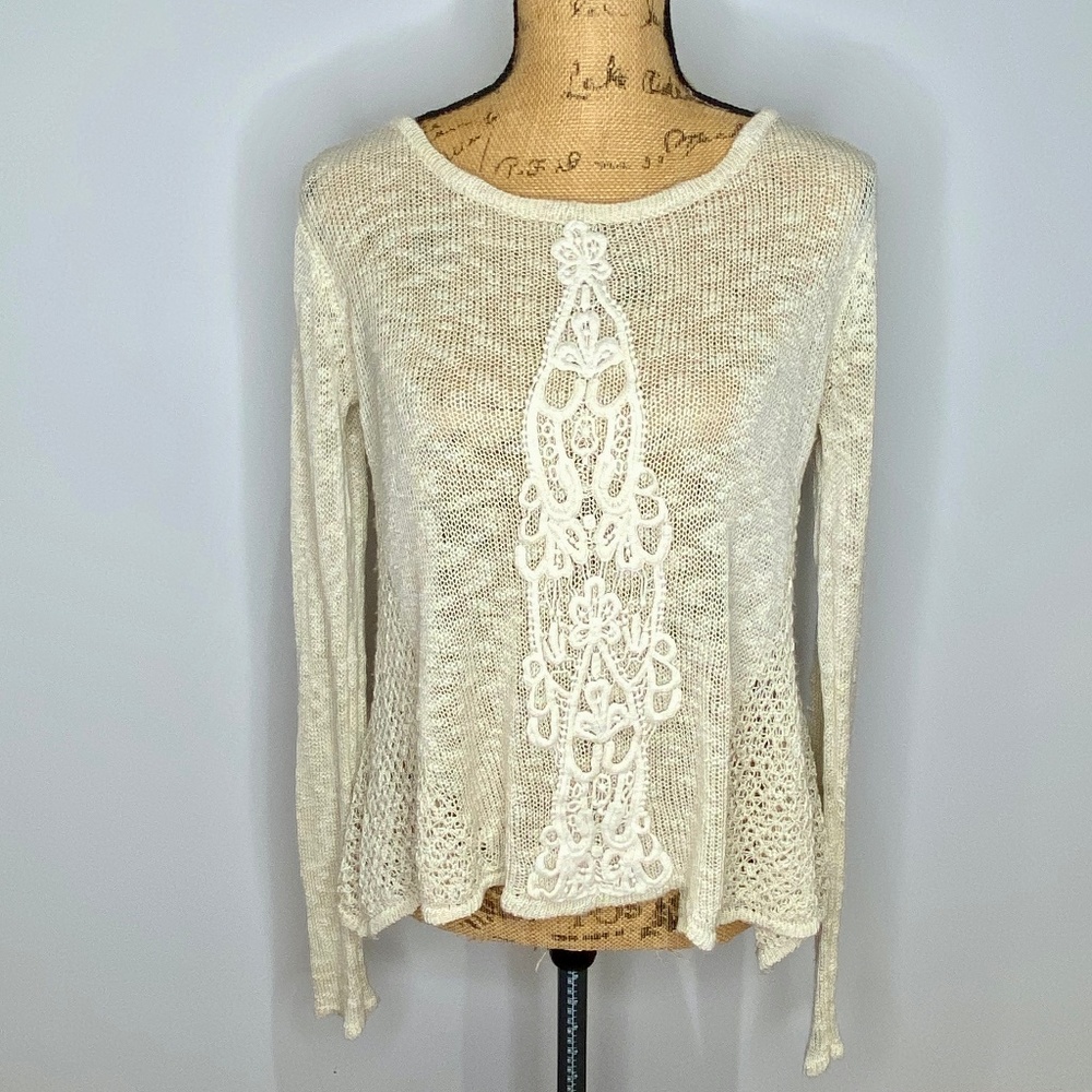 Selfie Couture by Trendology Crochet‎ Knit Sweater